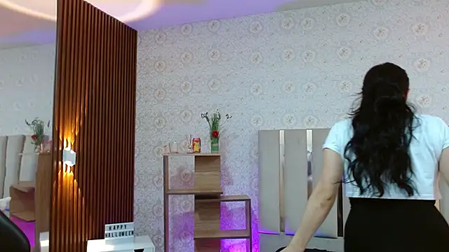 BLUE TAY1 online show from 9, 11, 2025