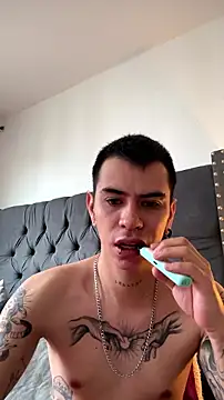 chris suarez online show from 15, 7, 2026