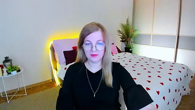 YourUniverser online show from 3, 6, 2026