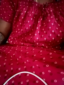 Snapshot of renuga143 chatting on 14, 1, 2026 renuga143 online show from 14, 1, 2026