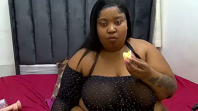 CocoFlames23 online show from 2, 10, 2025