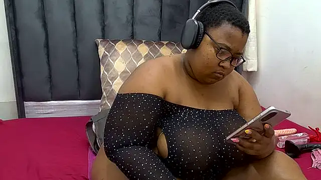 CocoFlames23 online show from 8, 10, 2025