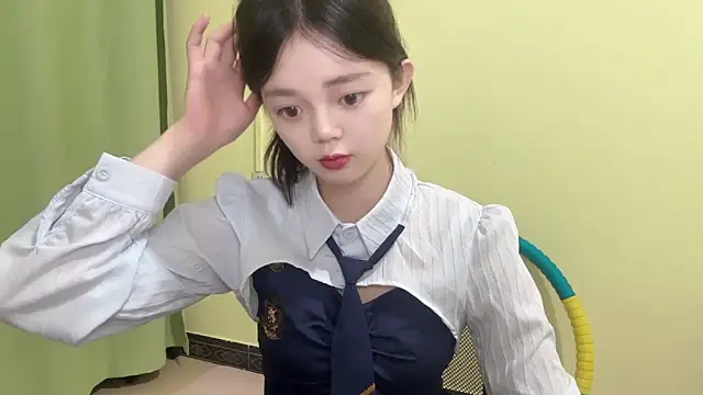 Nicole-13 online show from 2, 11, 2025