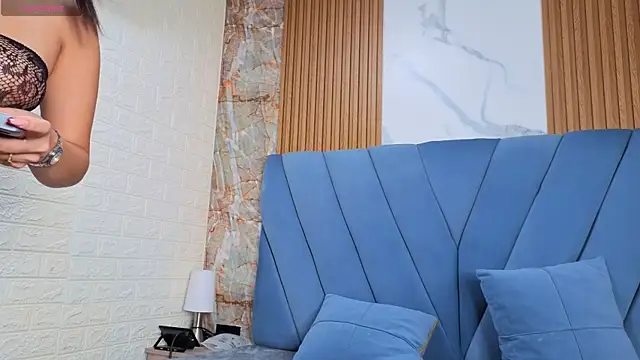 nathalia koch  online show from 6, 1, 2026