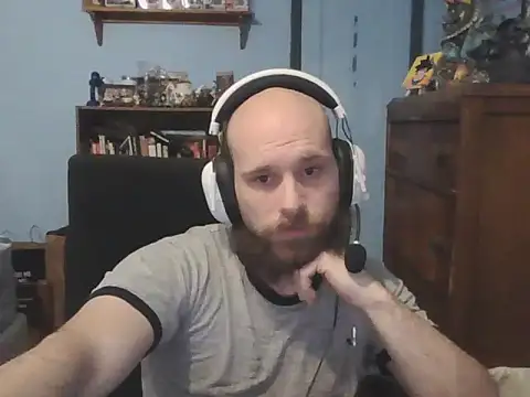 Snapshot of PDrents chatting on 13, 12, 2025 PDrents online show from 13, 12, 2025