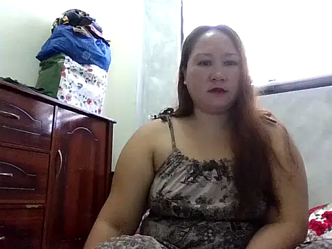 prettywetmom88 online show from 9, 1, 2026