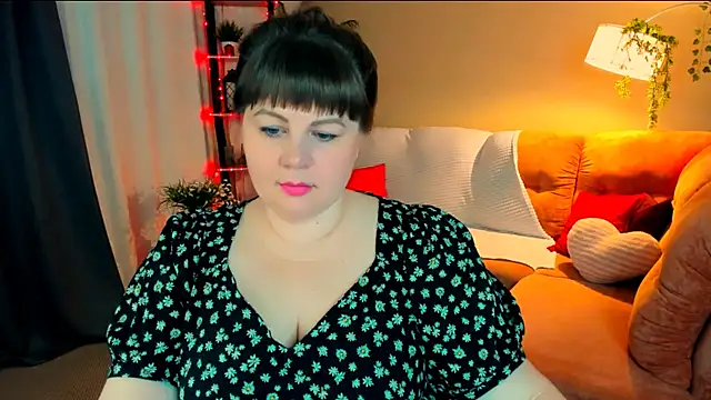 CrystaalStaar online show from 5, 5, 2026