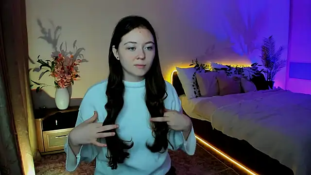 AlluringLookk online show from 27, 9, 2025