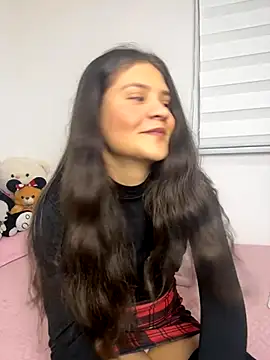 Emilyybennet  online show from 19, 9, 2025