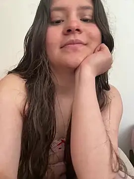 Emilyybennet  online show from 9, 5, 2026