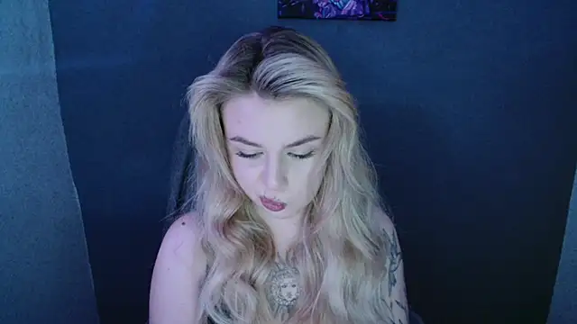 Snapshot of AngelicaHollywood chatting on 19, 9, 2025 AngelicaHollywood online show from 19, 9, 2025