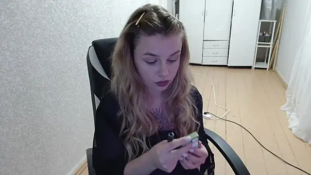 Snapshot of AngelicaHollywood chatting on 26, 11, 2025 AngelicaHollywood online show from 26, 11, 2025