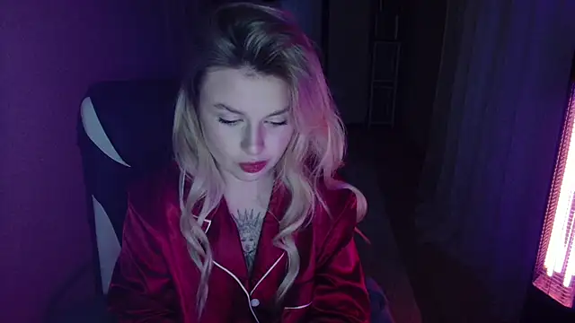 Snapshot of AngelicaHollywood chatting on 15, 1, 2026 AngelicaHollywood online show from 15, 1, 2026