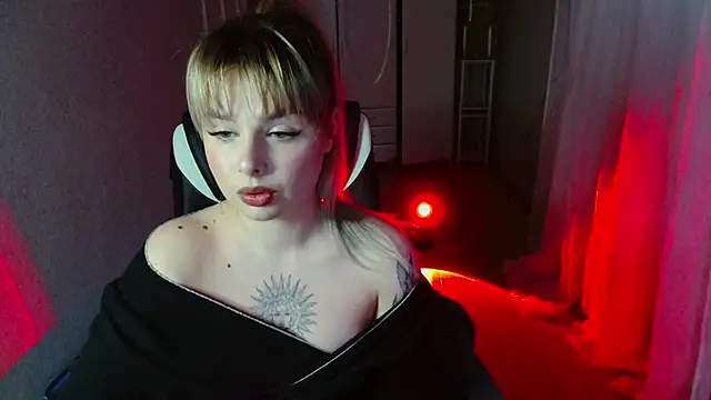 Snapshot of AngelicaHollywood chatting on 19, 2, 2026 AngelicaHollywood online show from 19, 2, 2026