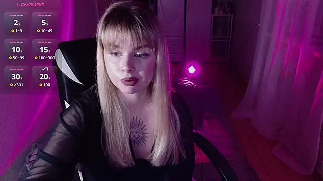 Snapshot of AngelicaHollywood chatting on 18, 3, 2026 AngelicaHollywood online show from 18, 3, 2026