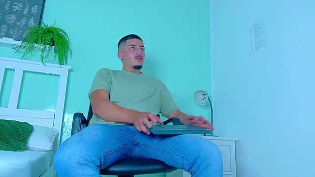 MrFox   online show from 20, 9, 2025