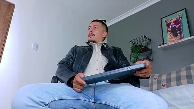 MrFox   online show from 12, 3, 2026