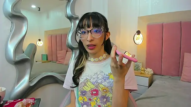 Snapshot of Emilia_Bons chatting on 20, 3, 2026 Emilia Bons online show from 20, 3, 2026