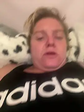 Snapshot of lisamarie4385 chatting on 22, 9, 2025 lisamarie4385 online show from 22, 9, 2025