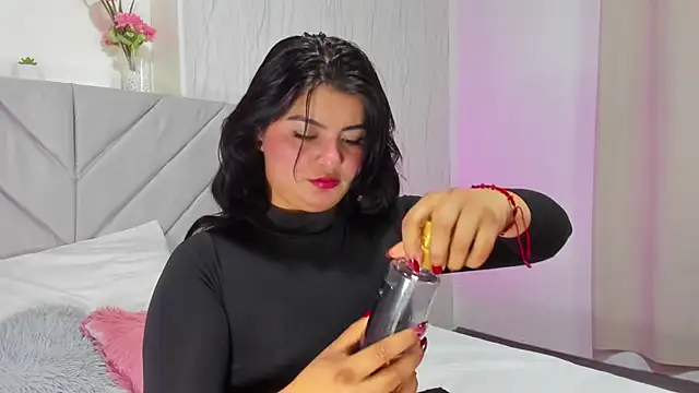 AmberSinner online show from 3, 10, 2025