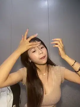 Snapshot of xiaoyu-777 chatting on 28, 3, 2026 xiaoyu-777 online show from 28, 3, 2026