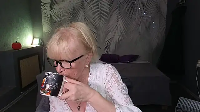 Sabina Ros online show from 15, 11, 2025