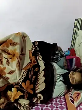 Love-pari077 online show from 3, 12, 2025