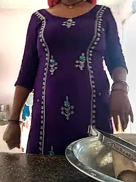 Snapshot of Love-pari077 chatting on 26, 4, 2026 Love-pari077 online show from 26, 4, 2026