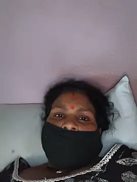 Snapshot of Love-pari077 chatting on 18, 5, 2026 Love-pari077 online show from 18, 5, 2026