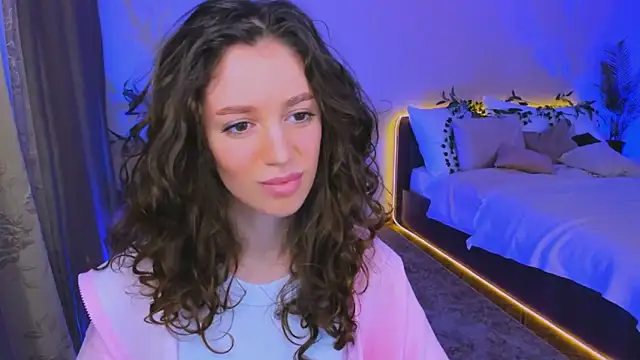 ChristinaConteeree online show from 24, 9, 2025