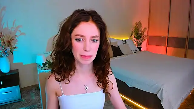 ChristinaConteeree online show from 4, 10, 2025