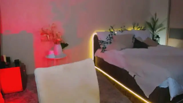 ChristinaConteeree online show from 22, 11, 2025