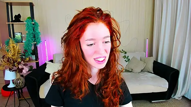 ChristinaConteeree online show from 26, 11, 2025