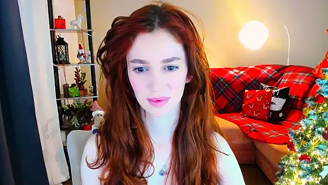 ChristinaConteeree online show from 18, 12, 2025