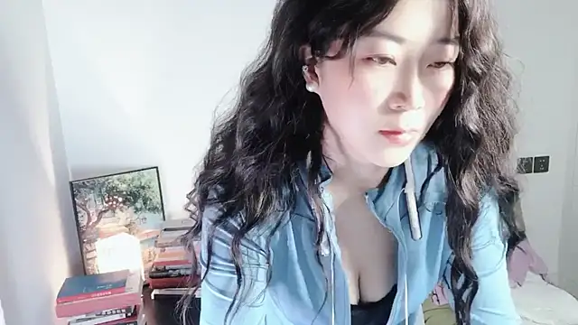 Emmaq996 online show from 21, 10, 2025