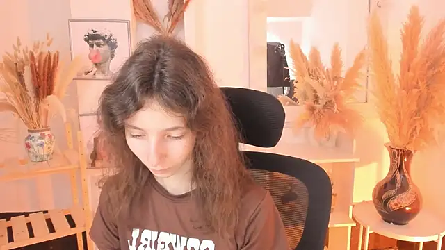 EmmanuellBrown online show from 28, 9, 2025