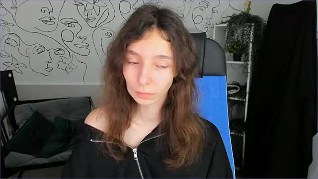 EmmanuellBrown online show from 7, 11, 2025