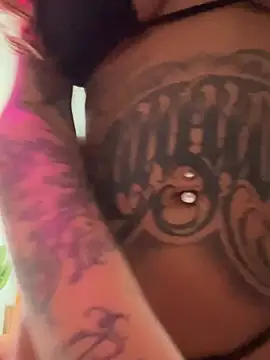 Snapshot of sereiaruiva99 chatting on 16, 2, 2026 sereiaruiva99 online show from 16, 2, 2026