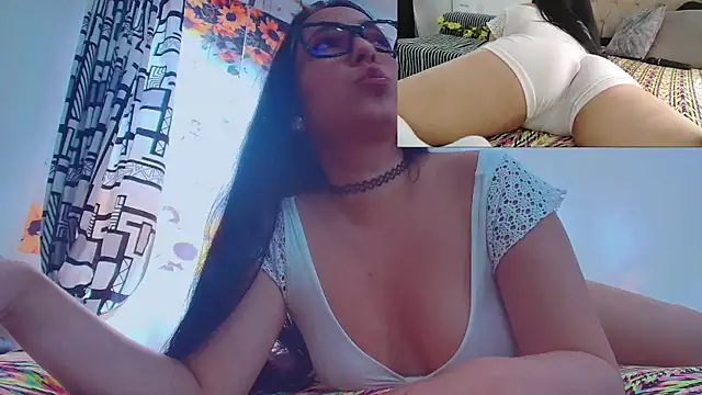 KattyLatina online show from 10, 11, 2025