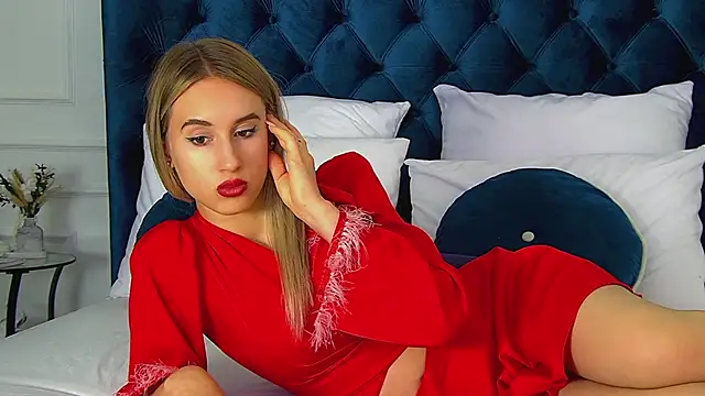 Snapshot of VictoriaHopsons chatting on 10, 9, 2025 VictoriaHopsons online show from 10, 9, 2025