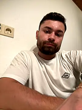 Snapshot of irimiea1729 chatting on 7, 10, 2025 irimiea1729 online show from 7, 10, 2025