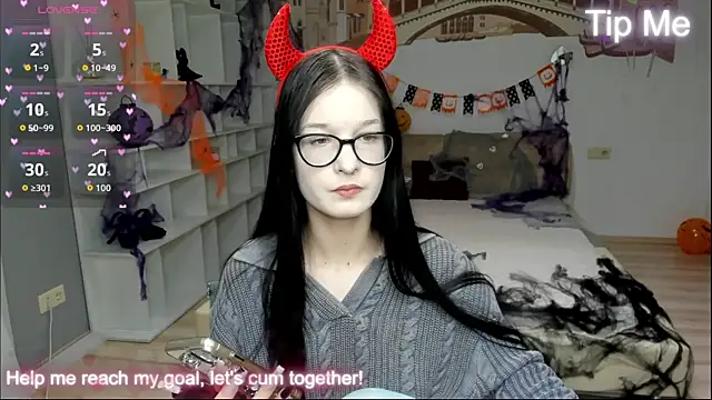 AlicaMoons online show from 24, 10, 2025