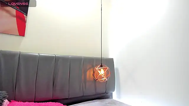 iisabella noa online show from 8, 7, 2026