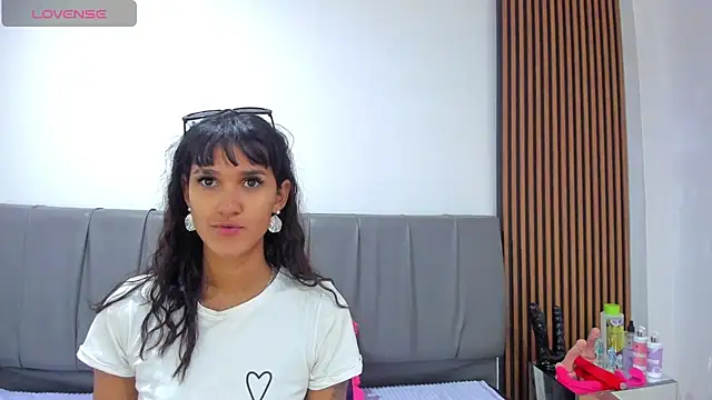 iisabella noa online show from 21, 7, 2026