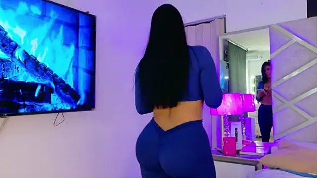 RoseMariee  online show from 28, 7, 2026