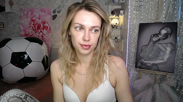 Snapshot of NickyAdamidi chatting on 12, 7, 2026 NickyAdamidi online show from 12, 7, 2026