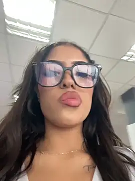 Snapshot of MystiqueXXX chatting on 6, 6, 2026 MystiqueXXX online show from 6, 6, 2026