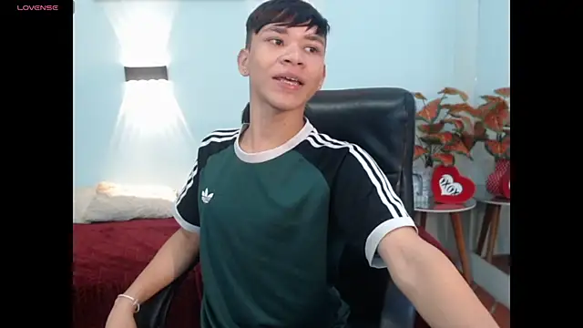 Snapshot of nathanclay chatting on 18, 9, 2025 nathanclay online show from 18, 9, 2025