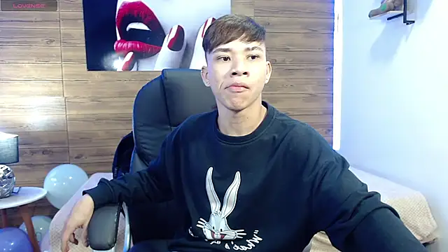 Snapshot of nathanclay chatting on 9, 10, 2025 nathanclay online show from 9, 10, 2025