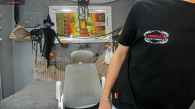 Snapshot of nathanclay chatting on 18, 10, 2025 nathanclay online show from 18, 10, 2025